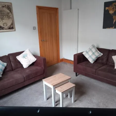 3 Newton Street Vakantiehuis *