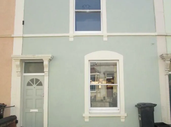 3 Newton Street * Bristol